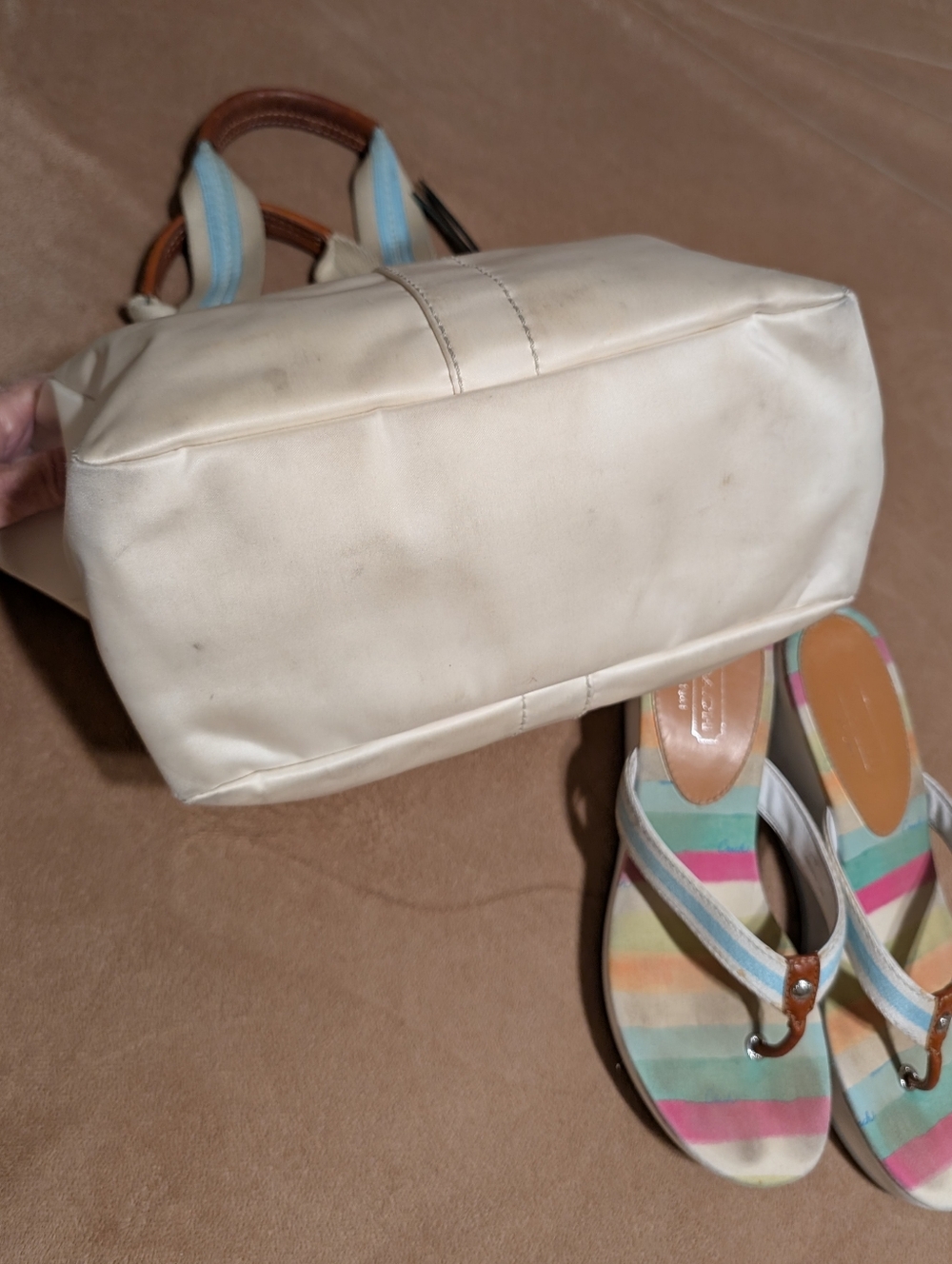 Vintage Coach Hamptons Tote & Matching Sandals - Picture 16 of 16